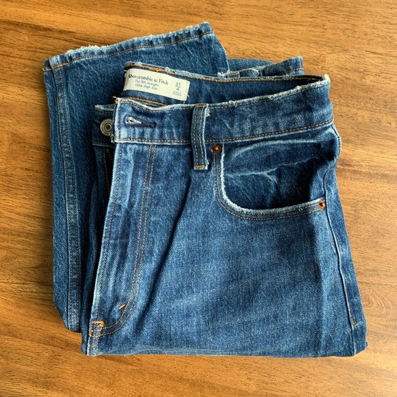 Abercrombie & Fitch Jeans - Picture 2 of 5